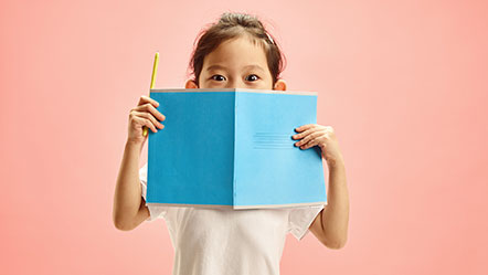 Motiver son enfant à faire un cahier de vacances